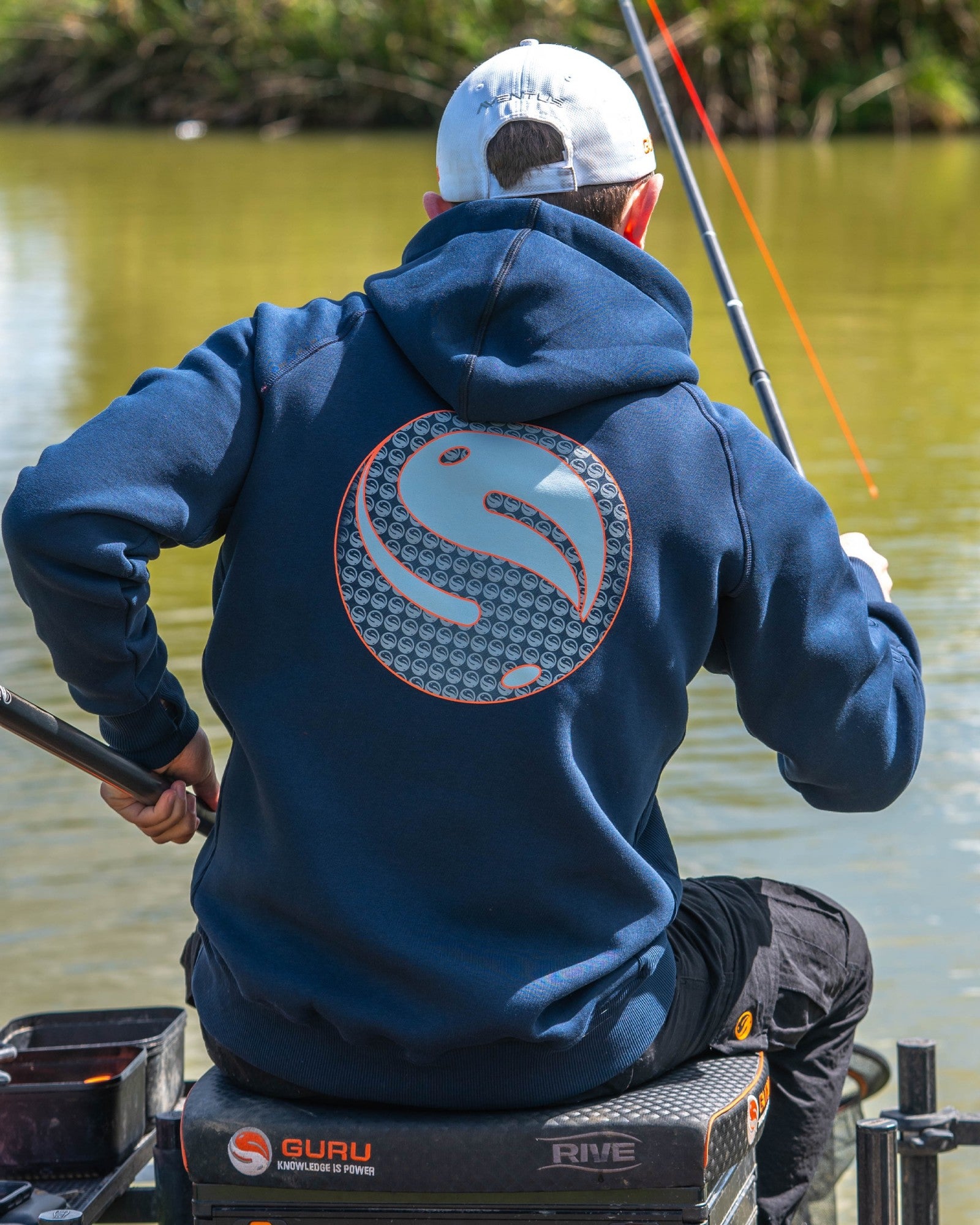トップス SOL soonerorlate GuruGuru Hoodie (NAVY) SOL soonerorlater GuruGuru Hoodie 