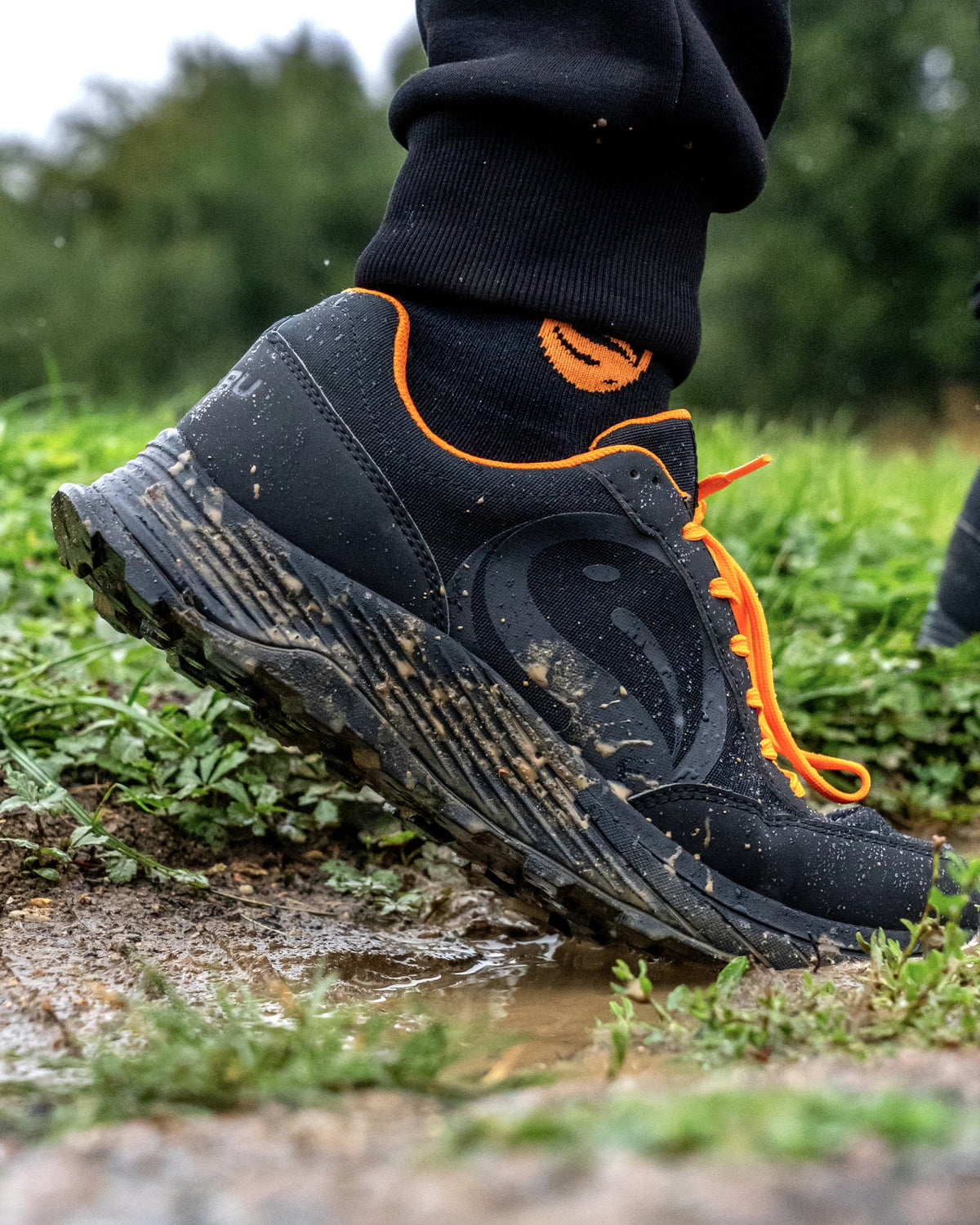 Guru Waterproof Trainer