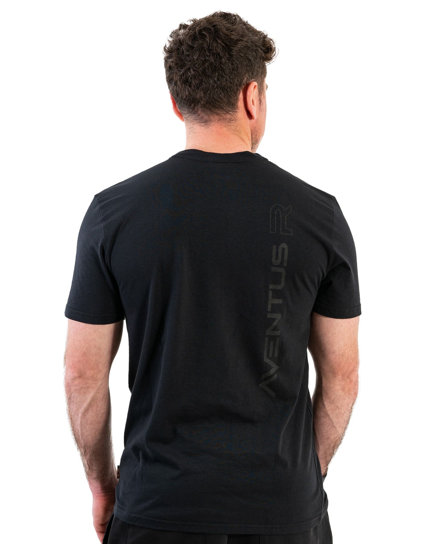 Aventus R Tee